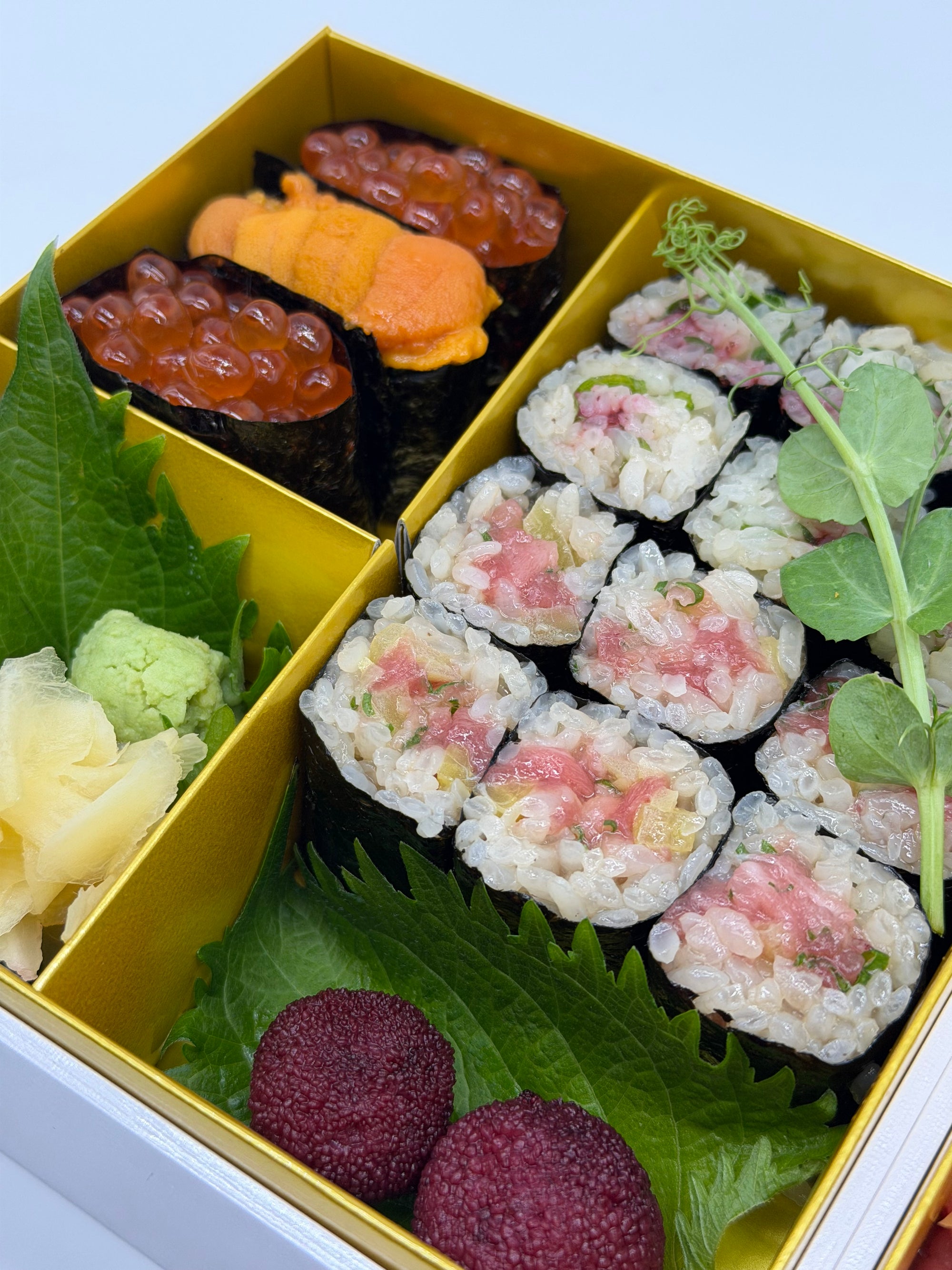 Scallop/Spicy Scallop Roll