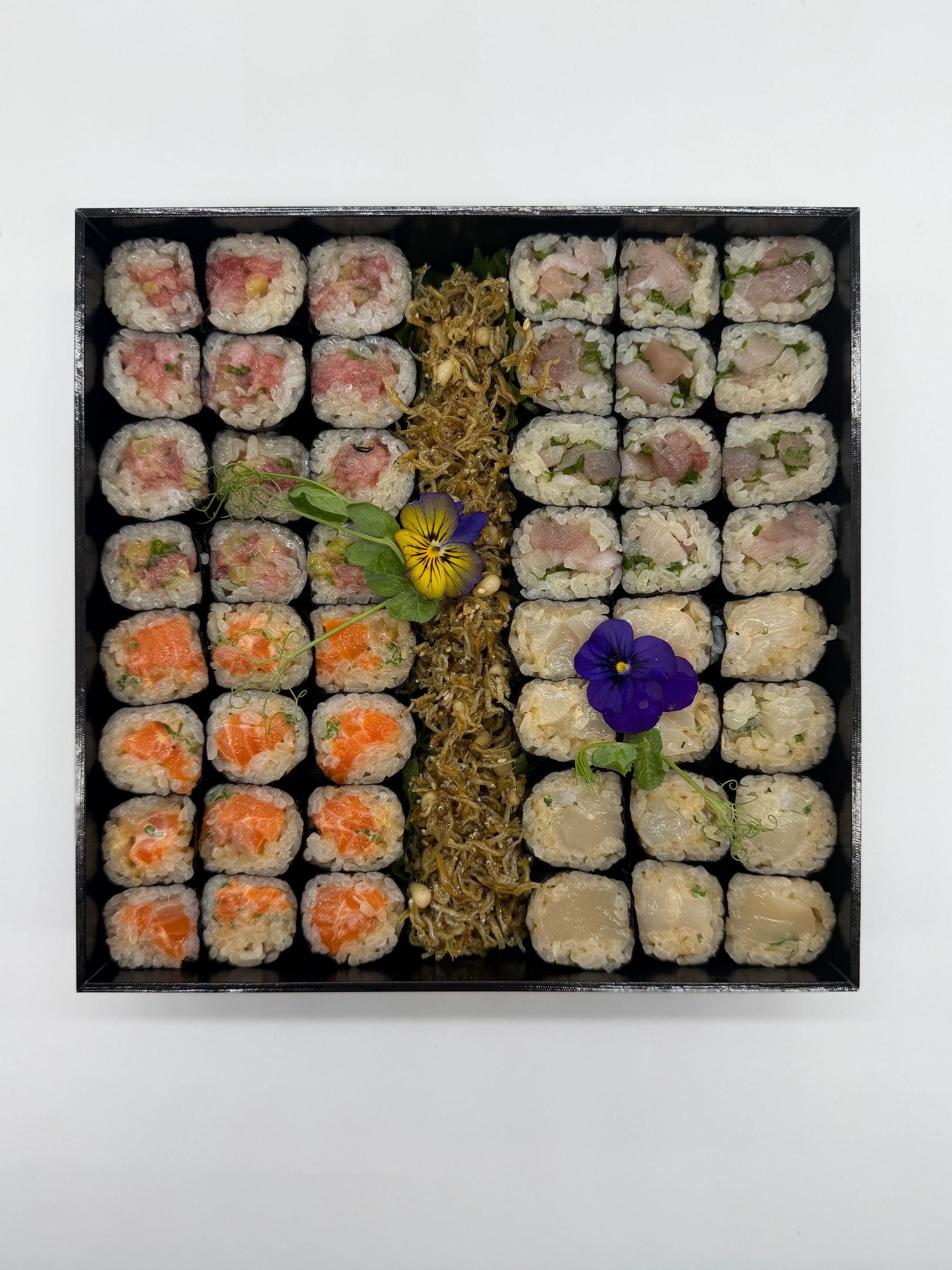 Scallop/Spicy Scallop Roll